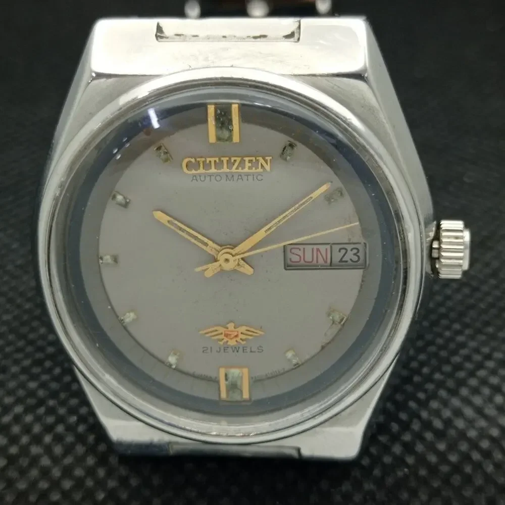 Vintage 1970 Citizen Automatic Mens Silver Watch W/daydate & Gold accents